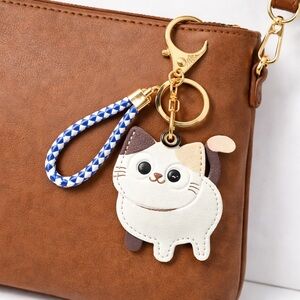 Cute Cat Bag Charm Keychain – Faux Leather Kitty Purse Accessory with Gold Clasp